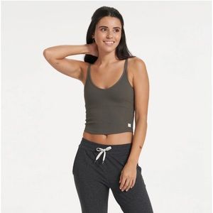 Vuori Women’s Rib Crop Tank Oregano